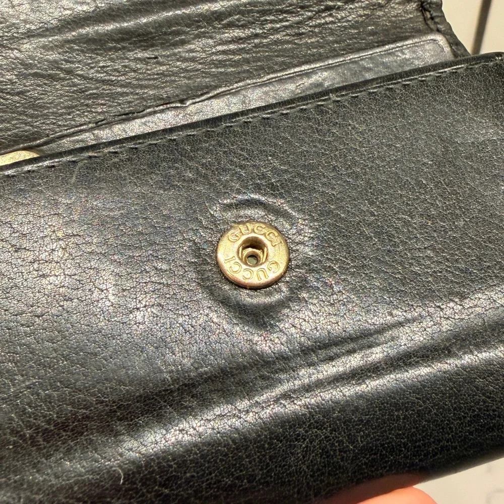GUCCI   Black Leather Key & Card Holder with Gold Logo